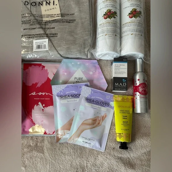 Beauty box #4 LOWEST PRICE -will not bundle due to weight